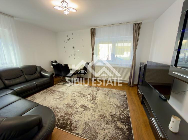 Apartament cu 3 camere decomandat în Hipodrom 4