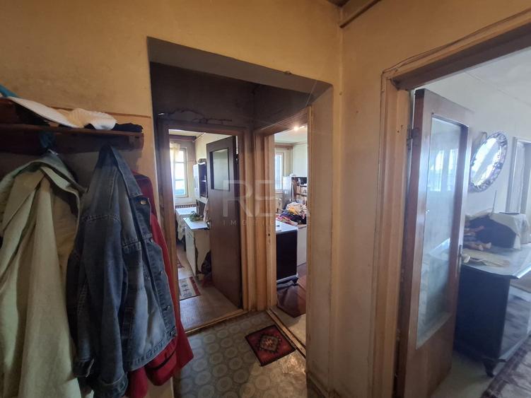 Apartament cu 3 camere circular în Drumul Taberei