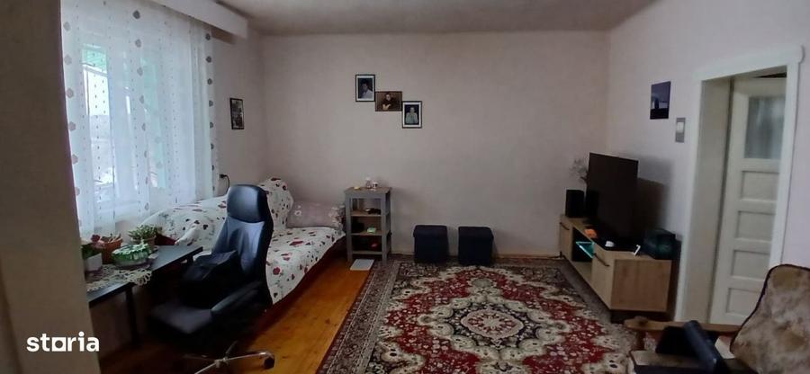 Casă cu 3 camere în Bădeni
