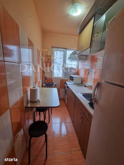 Apartament cu 2 camere semidecomandat în Coiciu