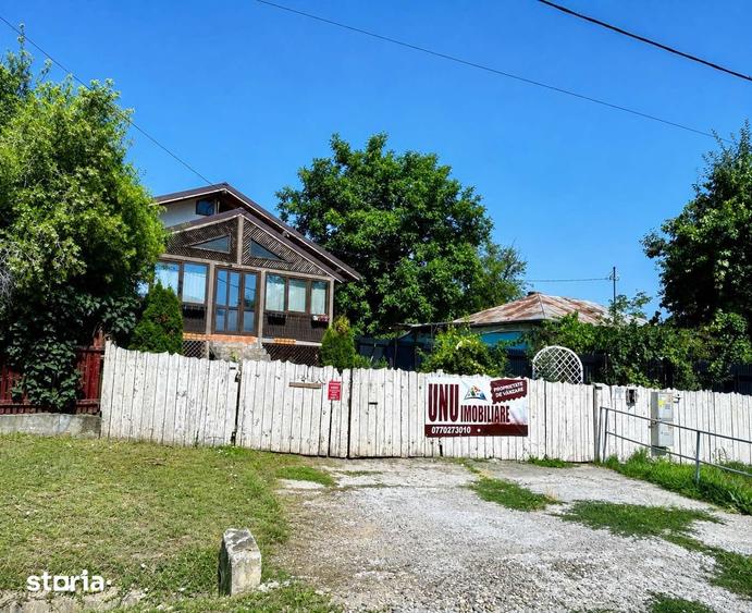 Uricani Iasi Doua Case in Una 108mp Ideala 2 Familii, 1330 mp teren - 8