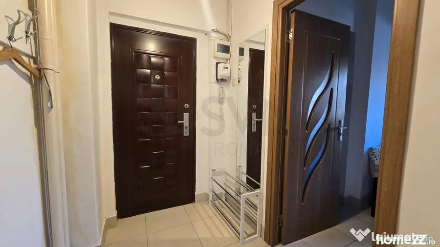 Apartament cu 3 camere semidecomandat în Națiunile Unite