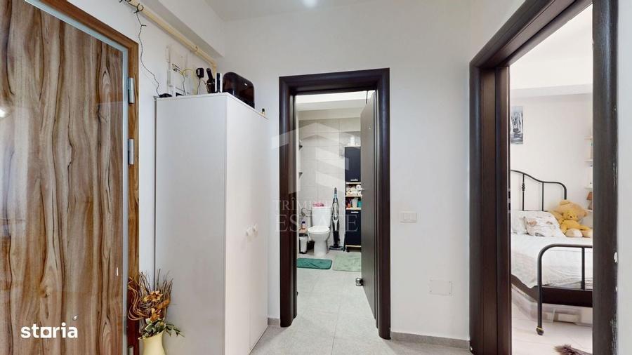 Apartament cu 2 camere semidecomandat în Roșu