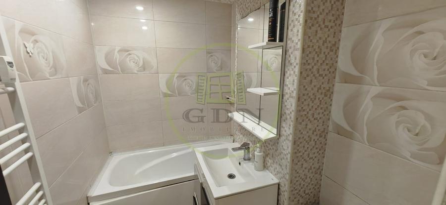 Apartament cu 2 camere semidecomandat, mobilat în Craiovița Nouă