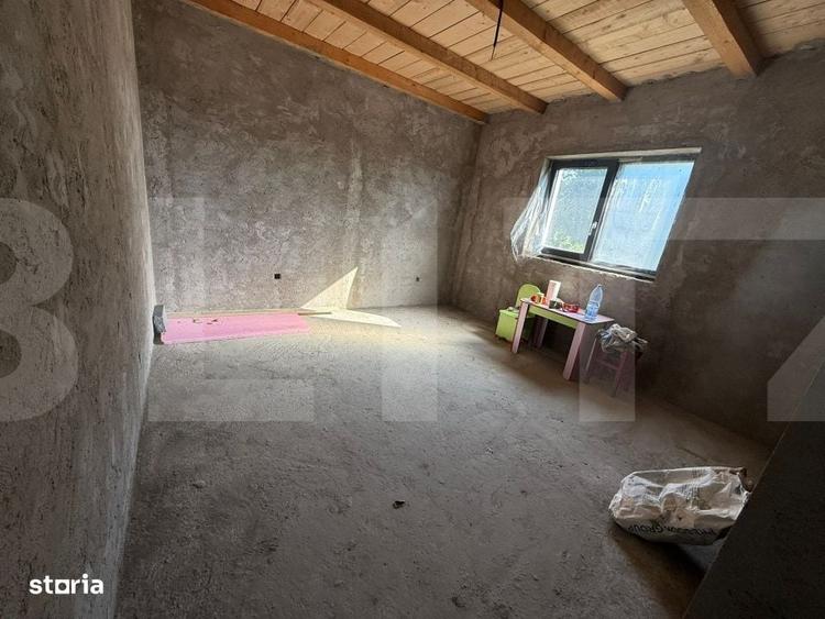 Casă cu 3 camere cu Teren 1200 Mp în Băiceni