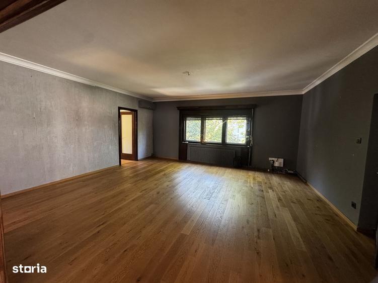 Apartament cu 4 camere în Dorobanți