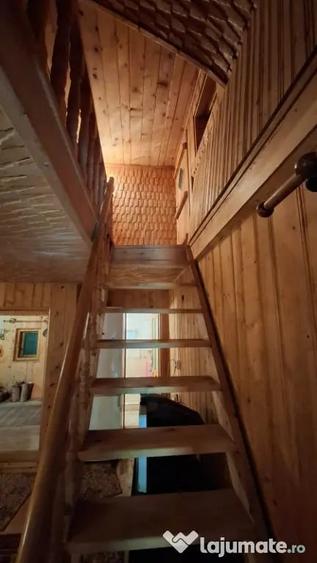 Apartament cu 4 camere în Lepșa
