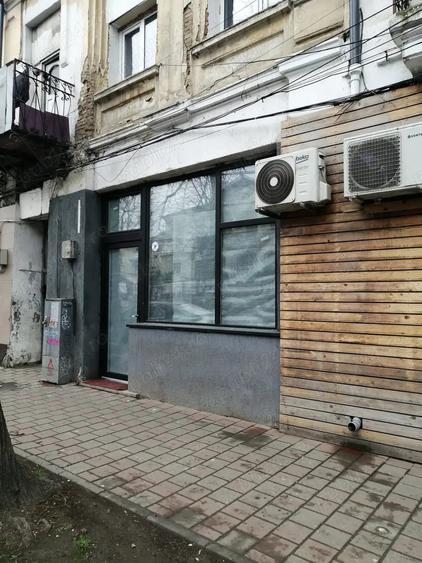Spațiu comercial, de 27 mp, în Central