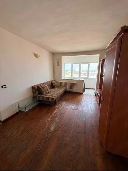 Apartament cu 2 camere semidecomandat în Olimpia-Stadion