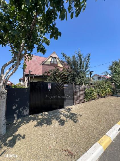 Casă cu 7 camere cu Teren 285 Mp în Valu lui Traian