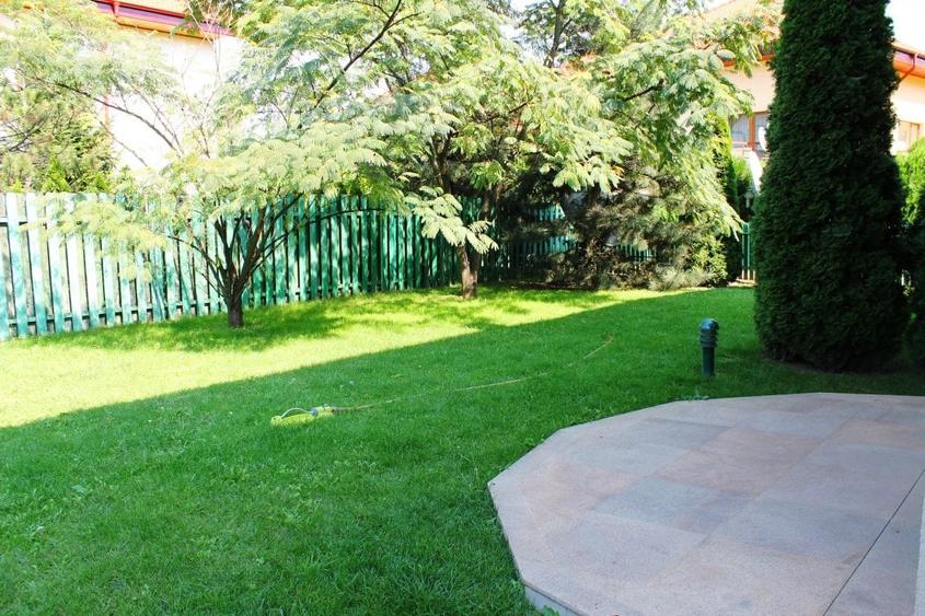 Duplex cu 5 camere cu Canalizare în Pipera