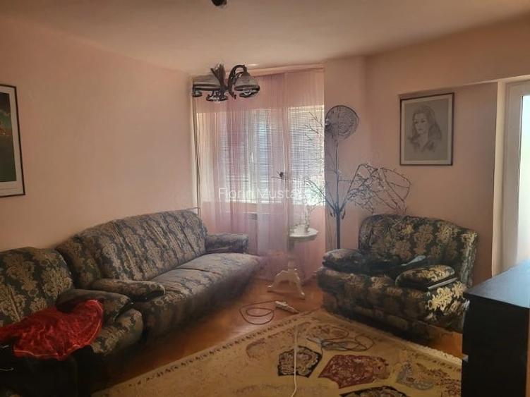 Apartament 2 camere - 70mp, Bulevardul Independentei, etaj 3 cu lift.
