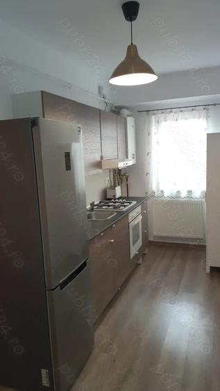 Garsonieră decomandată în Central