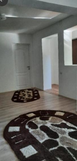 Casă cu 1 camere cu Teren 1000 Mp în Plopșoru