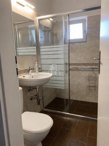 Apartament cu 2 camere decomandat în Dâmbu Pietros