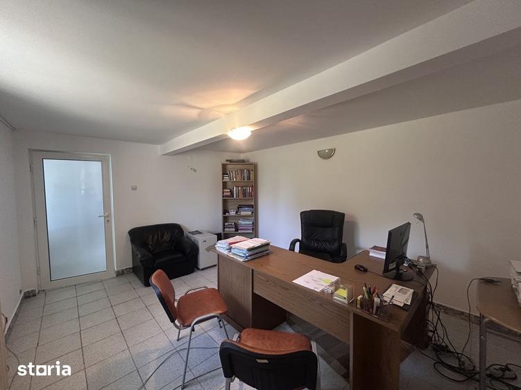 Spațiu comercial, de 70 mp, în Central