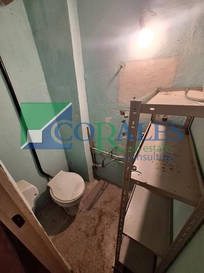 Apartament cu 3 camere decomandat în Lipovei