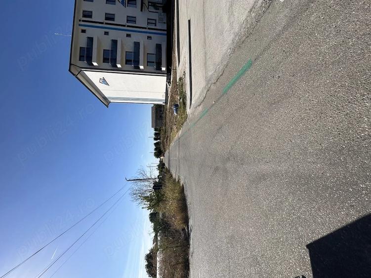 Teren de 400 mp, în Ișalnița