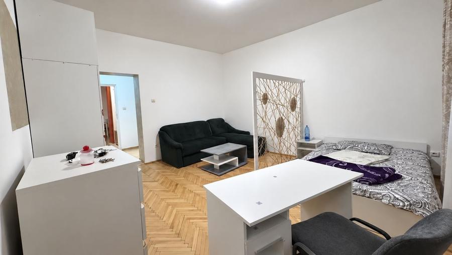 Garsonieră în Complex Studențesc