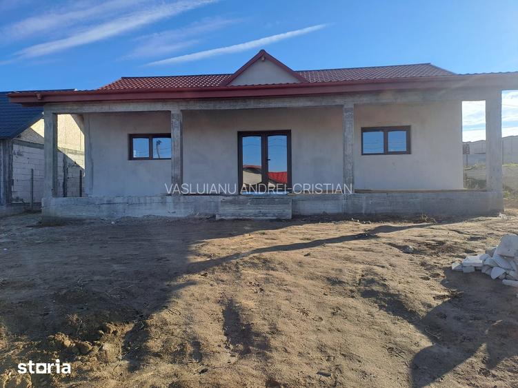 Casa la ro?u | Malcoci, Tulcea | Teren 500 mp