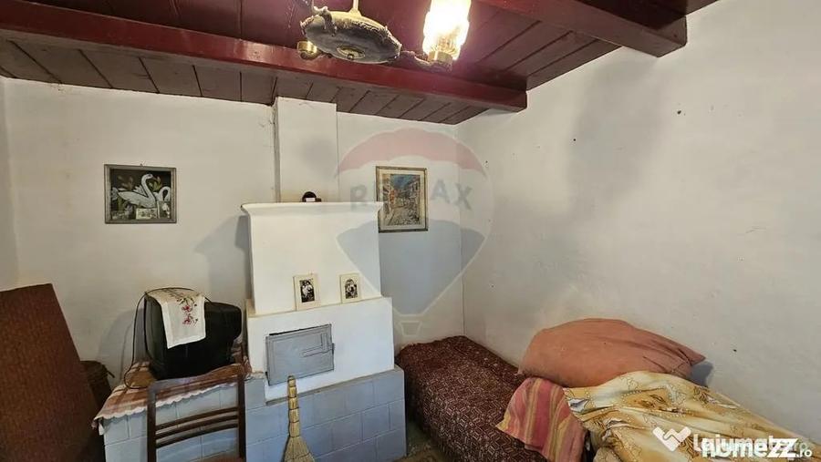 Casă cu 2 camere cu Teren 9200 Mp în Pădureni (Șendriceni)