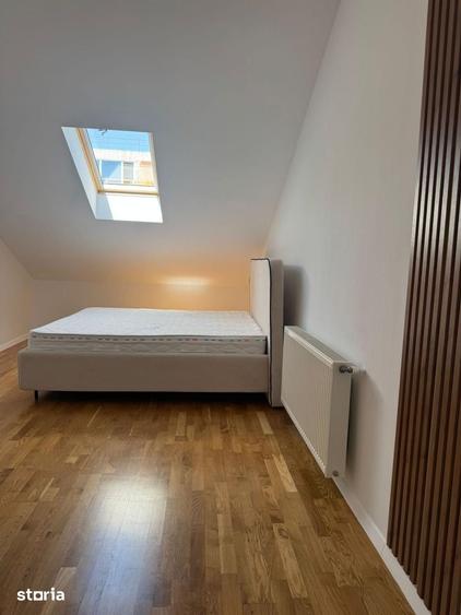 Casă cu 5 camere cu Teren 200 Mp în Central