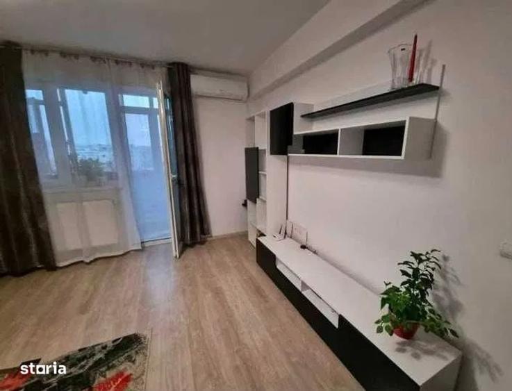 Apartament cu 2 camere decomandat în Păcii