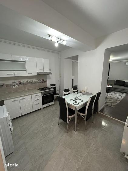 Apartament cu 3 camere decomandat în Nord