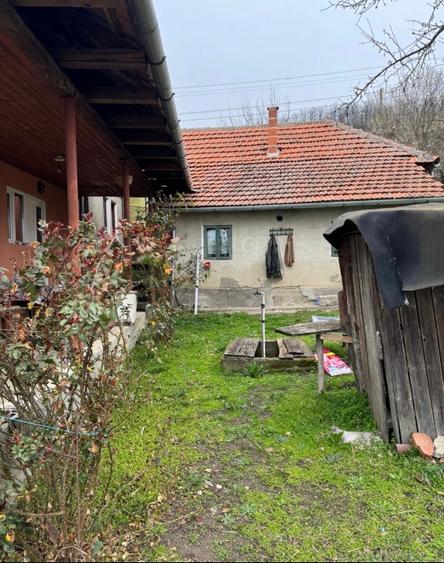 Casă individuală cu 5 camere cu Teren 1100 Mp în Văgiulești