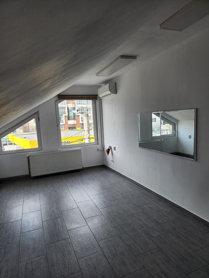 Spațiu comercial, de 20 mp, în Ultracentral