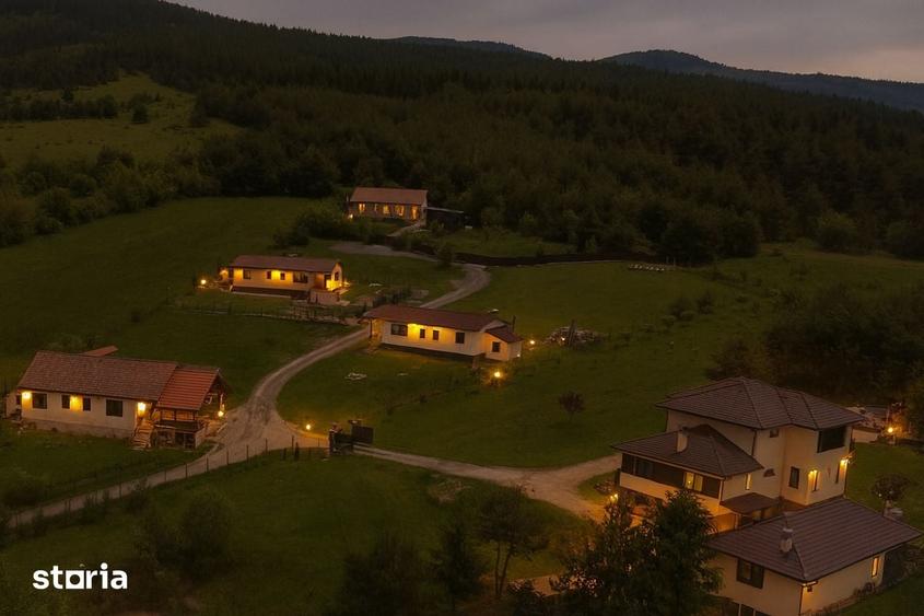 Casă cu 4 camere cu Teren 770 Mp în Covasna