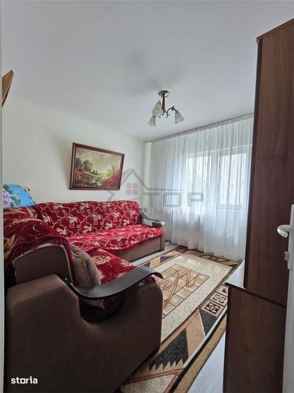 Apartament cu 2 camere semidecomandat în Mircea cel Bătrân