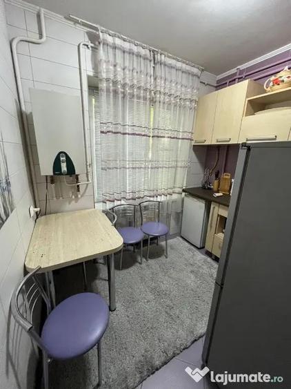 Apartament cu 2 camere decomandat în Pantelimon