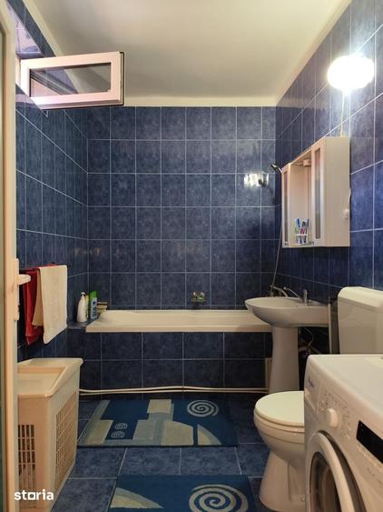 Casă cu 3 camere cu Teren 2826 Mp în Saca