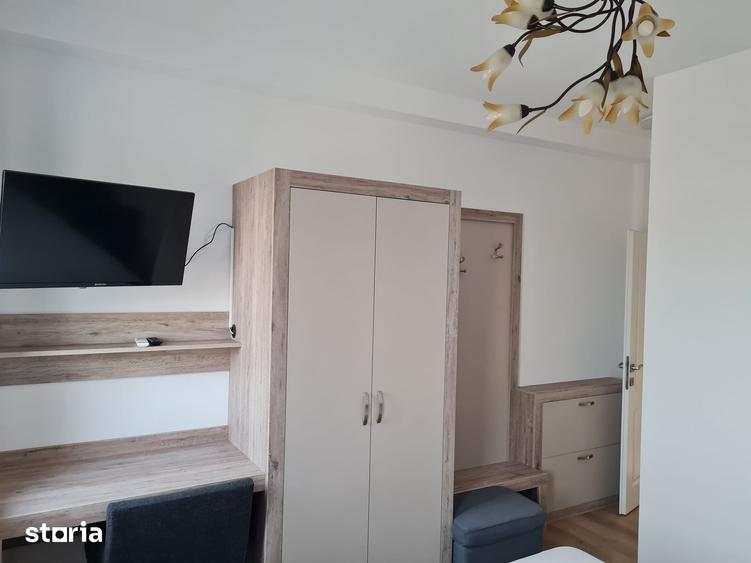 Casă cu 6 camere cu Teren 382 Mp în Central