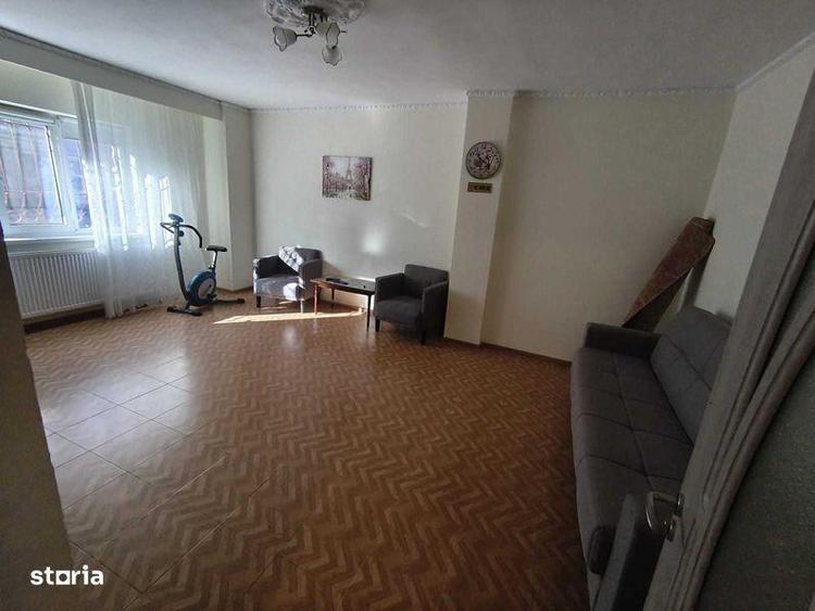 Apartament cu 3 camere în Ultracentral