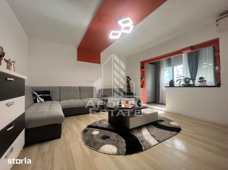 Apartament cu 3 camere decomandat în Confecții