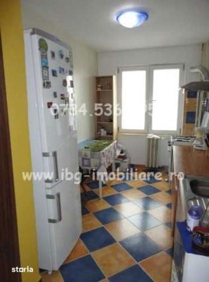 Apartament cu 2 camere decomandat în Colentina