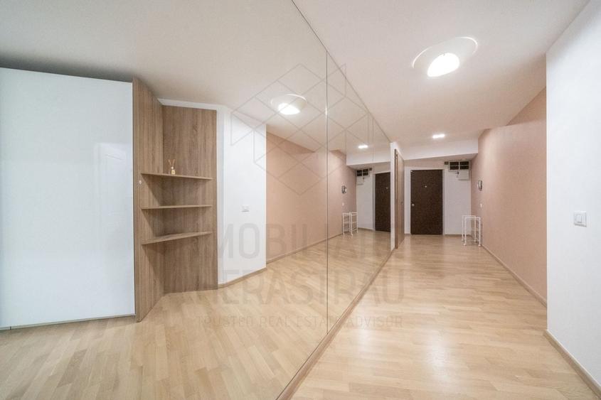Apartament cu 6 camere decomandat, mobilat în Herăstrău