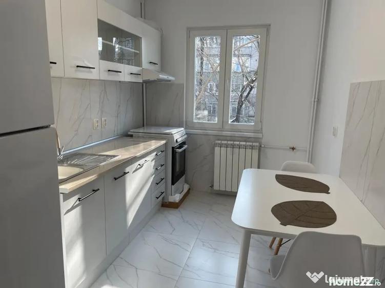 Apartament renovat - prima - Piata Gorjului - 5