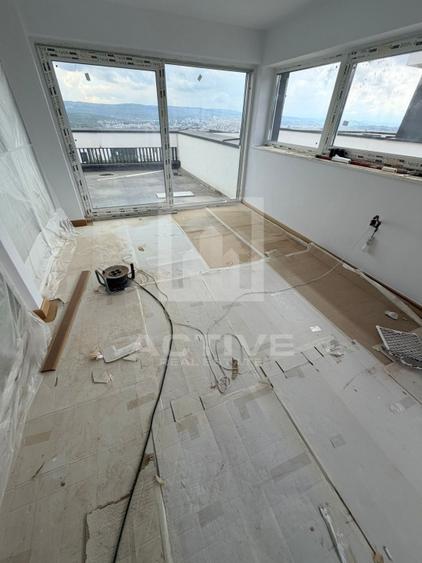 Casă individuală cu 5 camere cu Canalizare în Iris