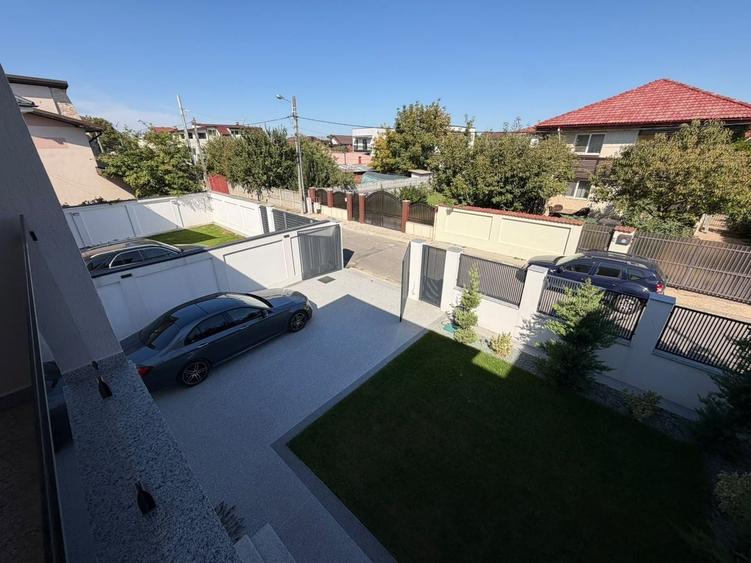 Casă individuală cu 5 camere cu Canalizare în Pipera
