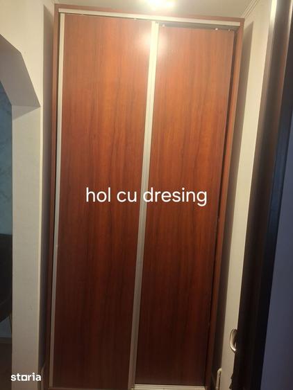 Apartament cu 3 camere semidecomandat în Ferentari
