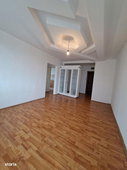 De inchiriat apartament cu 2 camere etaj 4/10 - 9