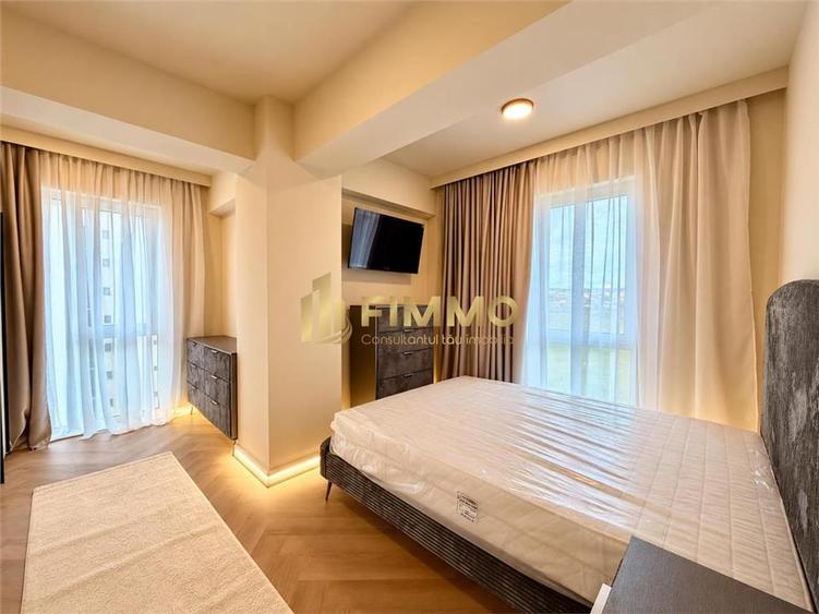 Apartament cu 3 camere semidecomandat în Est