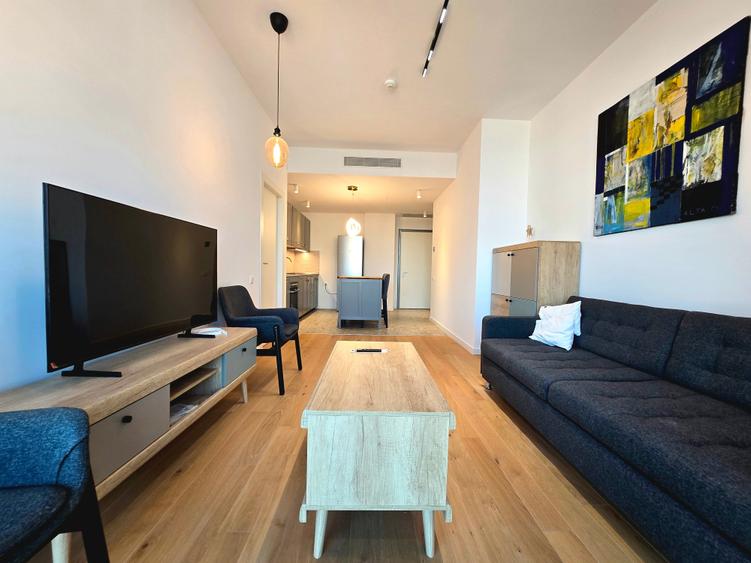 Apartament cu 2 camere semidecomandat în Floreasca