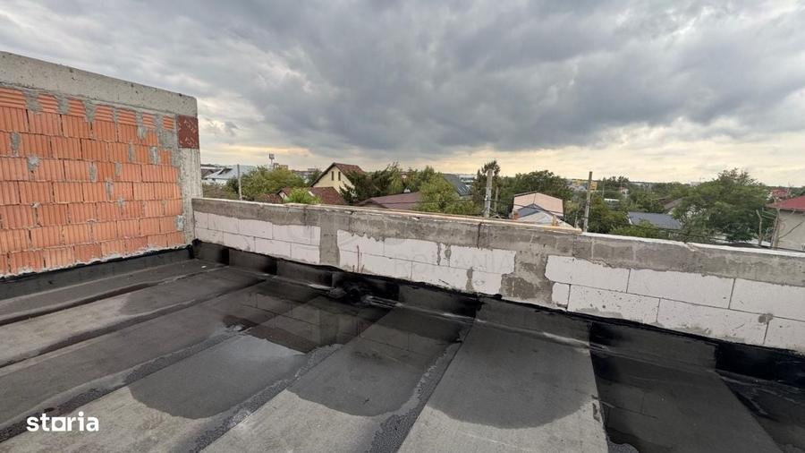 Casă cu 4 camere în Odăile