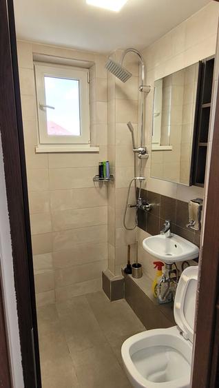 Chirie apartament cu 2 camere, semidecomandat 32 mp. Cluj-Napoca, cartier Gheorghieni etaj 3/4 - 8