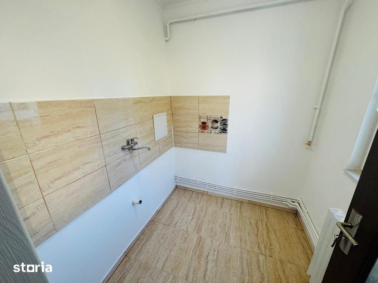 Apartament cu 3 camere nedecomandat în Alexandru cel Bun