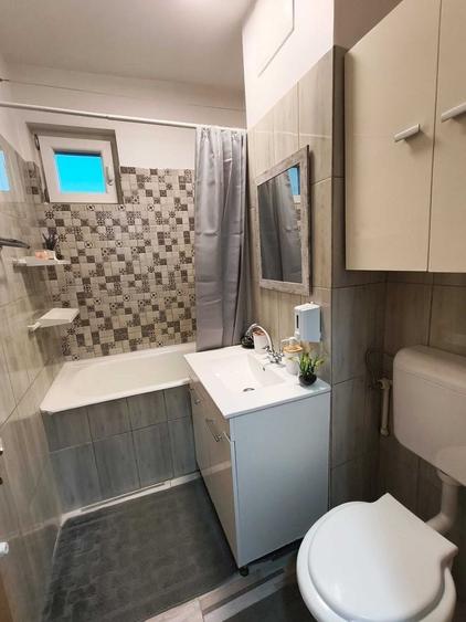 Apartament cu 2 camere semidecomandat, mobilat în Drumul Taberei